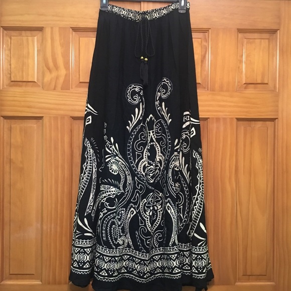 Westport 1962 Black/White Maxi - Size Small - Picture 1 of 6